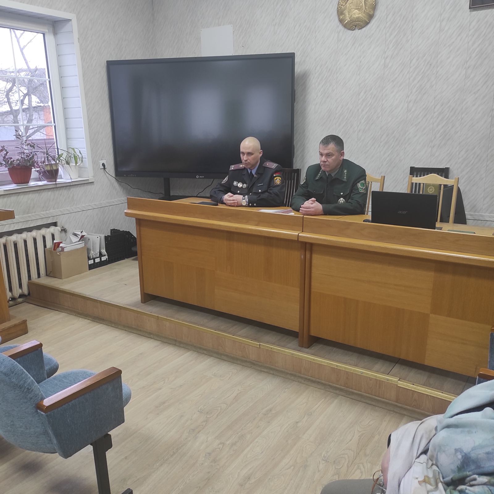 Сегодня,27 февраля, в Сморгонском опытном лесхозе прошел Единый день безопасности дорожного движения под девизом 