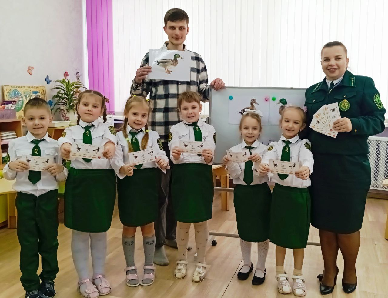 Секреты «непромокаемого костюма»: как «Медвежата» изучали перья водоплавающих птиц